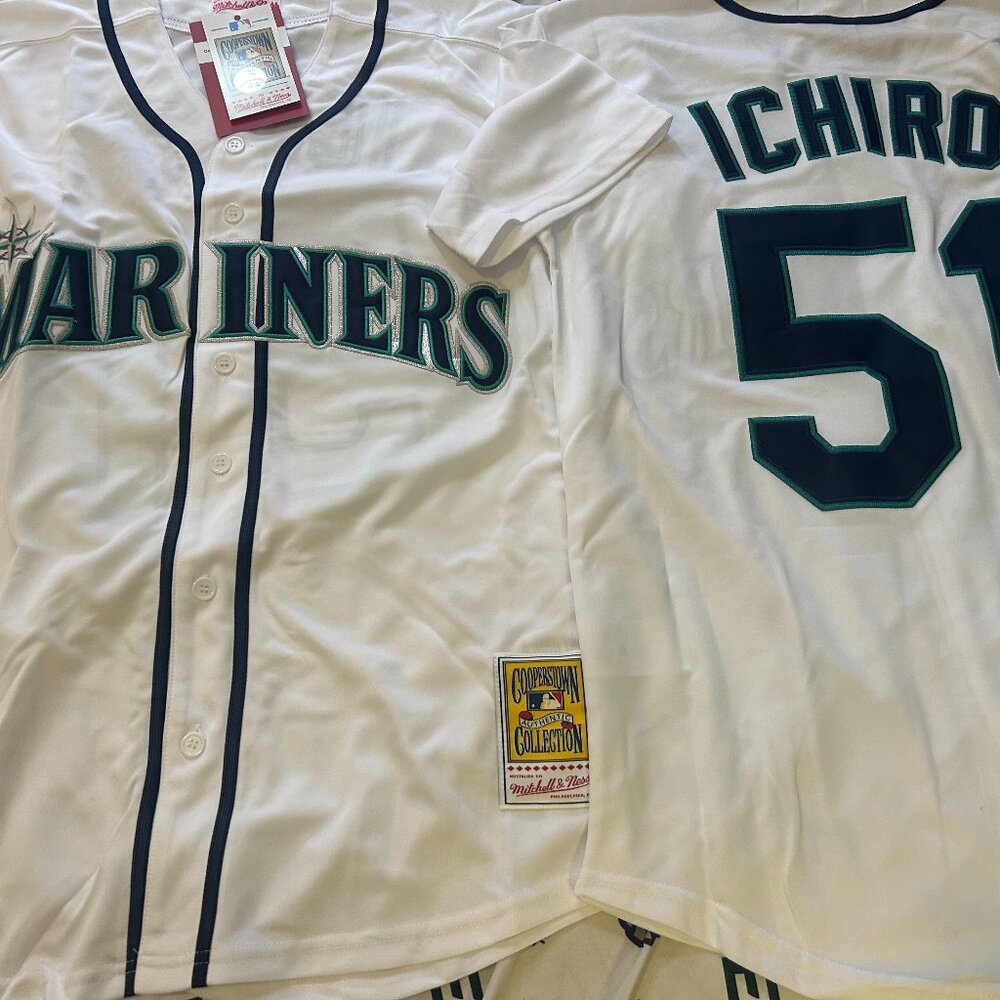 Mitchell & Ness SEATTLE MARINERS ICHIRO SUZUKI Men's JERSEY Sz M,L,XL,2X NWT